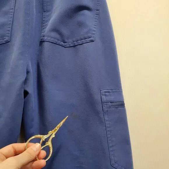 Lot of 4 Figs Zamora Jogger Scrub Pants XS Petite XS/P red coral blue teal - Picture 12 of 16